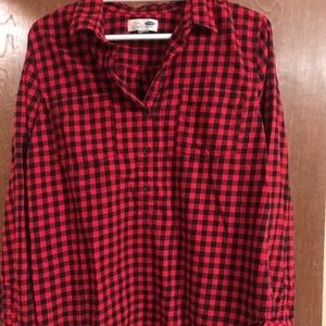 Old Navy flannel black and red tunic